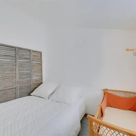 Pretty Rethaise, Quiet And Close To The Ocean Apartment